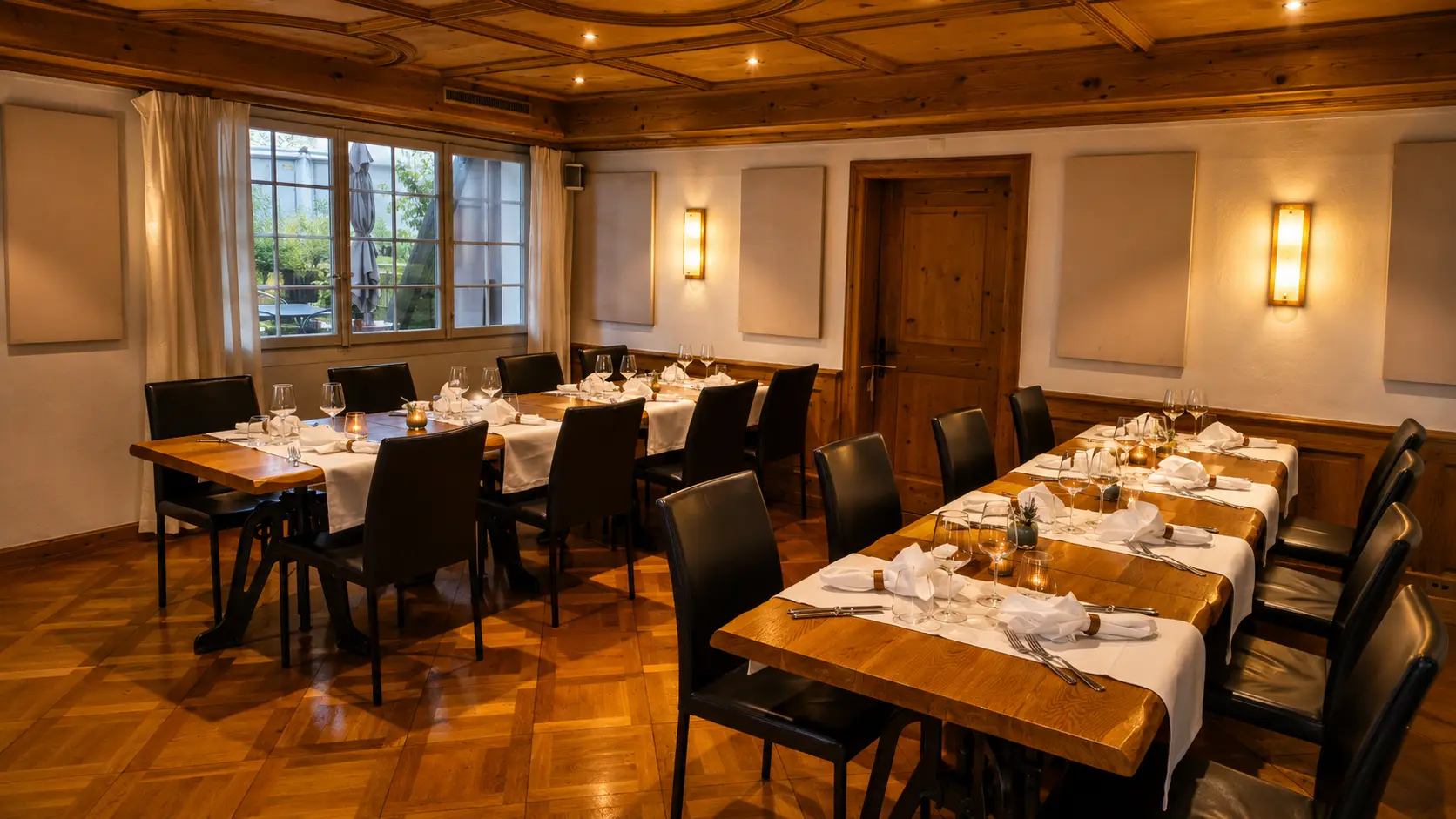 Festliches Essen am Cheminée im Atrium des Gasthofs Kreuz Egerkingen